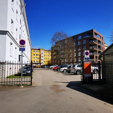 Dt Apartment, Spacious And Free Parking Tallinn Exterior photo